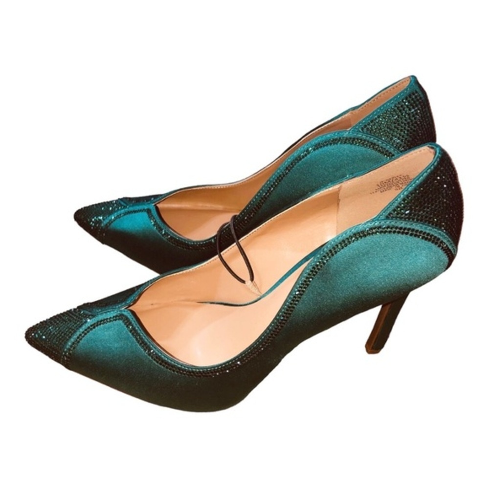 Jessica Simpson emerald green satin crystallized pointy toe stiletto heels sz 10